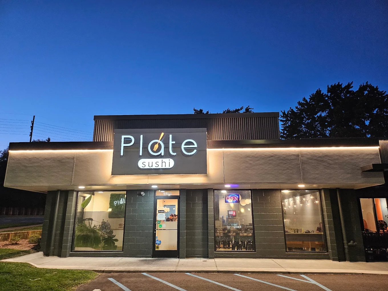 Plate Sushi & Chicken