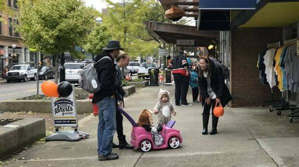 Downtown Trick-or-Treat Parade